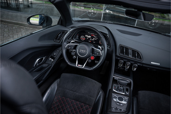Audi R8 Spyder 5.2 performance (620pk) quattro Facelift ** Carbon ** Keramisch ** B&O