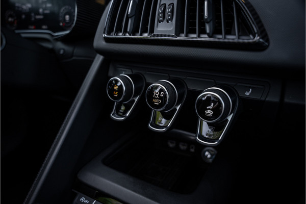 Audi R8 Spyder 5.2 performance (620pk) quattro Facelift ** Carbon ** Keramisch ** B&O