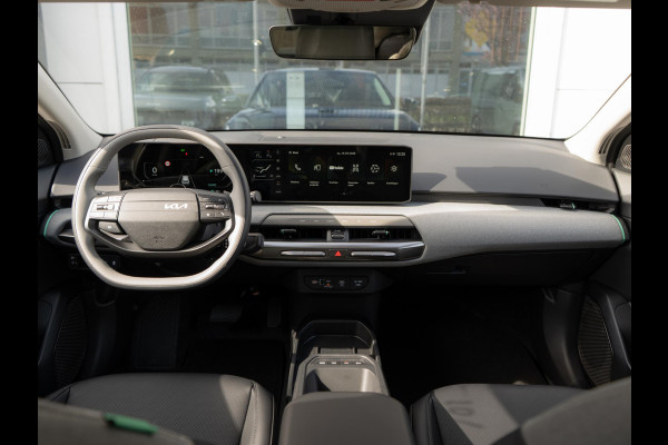 Kia EV4 Plus Advanced 81.4 kWh | Direct Leverbaar! | Panodak | Navi. | Clima. | Adapt. Cruise. | Stoel&Stuur Verwarming | Dodehoekassistentie | Harman Kardon