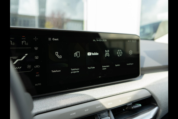 Kia EV4 Plus Advanced 81.4 kWh | Direct Leverbaar! | Panodak | Navi. | Clima. | Adapt. Cruise. | Stoel&Stuur Verwarming | Dodehoekassistentie | Harman Kardon