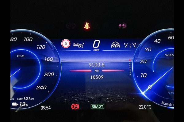 Mercedes-Benz EQS SUV 450 4MATIC AMG Line 118 kWh Mbux hyperscreen klasse 3 en 5 alarm | Panorama Schuif-Kanteldak. Inclusief 24 maanden Mercedes-Benz Certified garantie voor Europa.