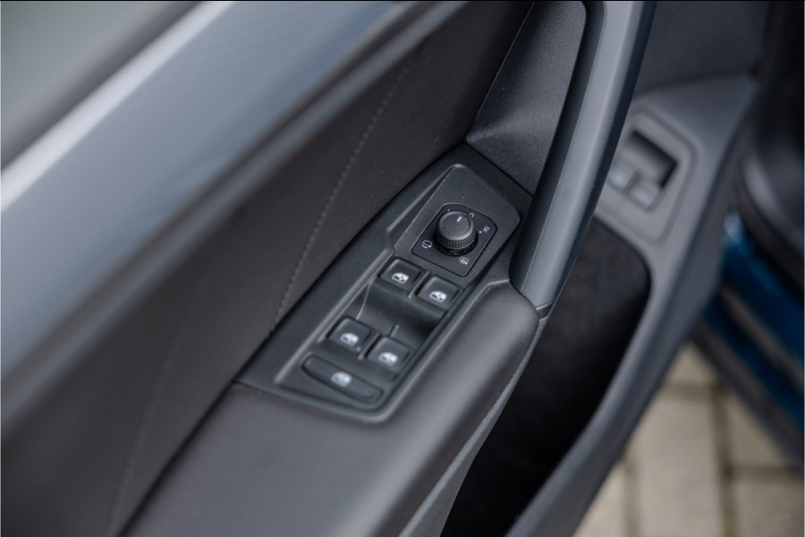 Volkswagen Tiguan 1.4 TSI eHybrid Leder / 360 camera / Elektrische stoel /