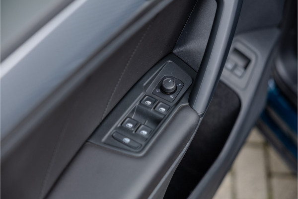 Volkswagen Tiguan 1.4 TSI eHybrid Leder / 360 camera / Elektrische stoel /