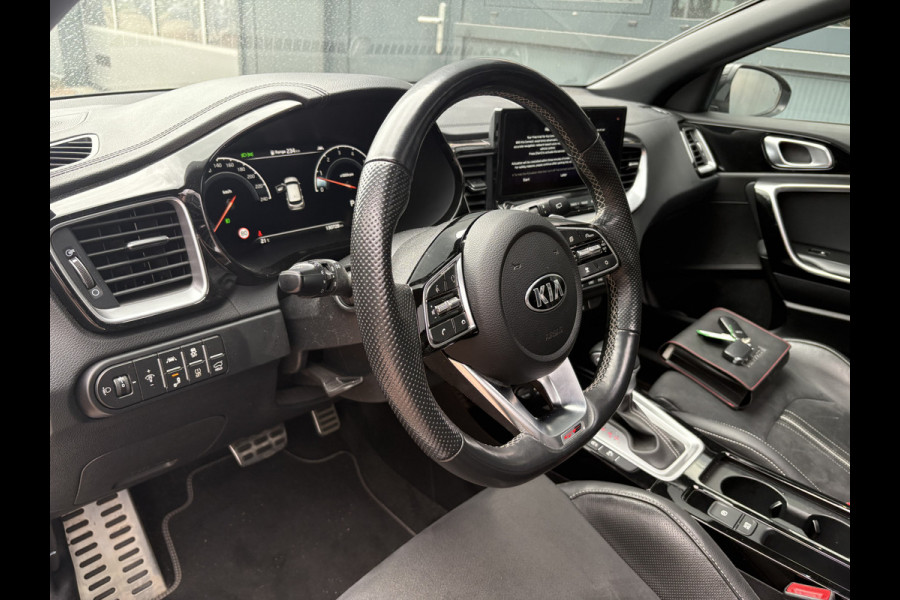 Kia ProCeed 1.5 T-GDi 160pk Automaat GT-PlusLine SCHUIFDAK/JBL/CAMERA/DODEHOEK/AFN.TREKHAAK/18INCH