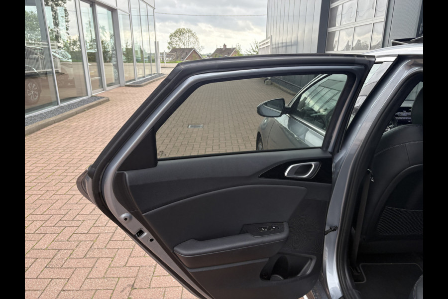 Kia ProCeed 1.5 T-GDi 160pk Automaat GT-PlusLine SCHUIFDAK/JBL/CAMERA/DODEHOEK/AFN.TREKHAAK/18INCH