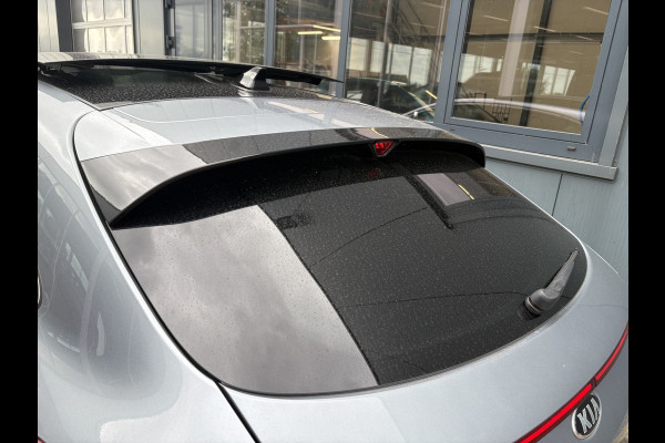 Kia ProCeed 1.5 T-GDi 160pk Automaat GT-PlusLine SCHUIFDAK/JBL/CAMERA/DODEHOEK/AFN.TREKHAAK/18INCH