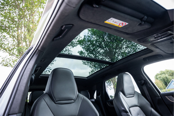 Porsche Cayenne 3.0 S E-Hybrid (519pk) ** Panodak ** Sport Design ** InnoDrive ** Trekhaak ** HUD ** PDLS+ ** 4-wielsturing ** BOSE ** Surround View ** Alcantara Hemel