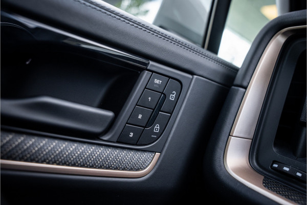 Porsche Cayenne 3.0 S E-Hybrid (519pk) ** Panodak ** Sport Design ** InnoDrive ** Trekhaak ** HUD ** PDLS+ ** 4-wielsturing ** BOSE ** Surround View ** Alcantara Hemel