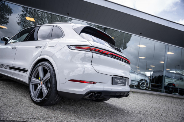 Porsche Cayenne 3.0 S E-Hybrid (519pk) ** Panodak ** Sport Design ** InnoDrive ** Trekhaak ** HUD ** PDLS+ ** 4-wielsturing ** BOSE ** Surround View ** Alcantara Hemel