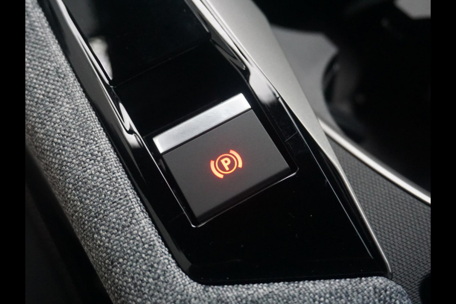 Peugeot 5008 1.2 Hybrid 145 Allure 7p Winterpakket
