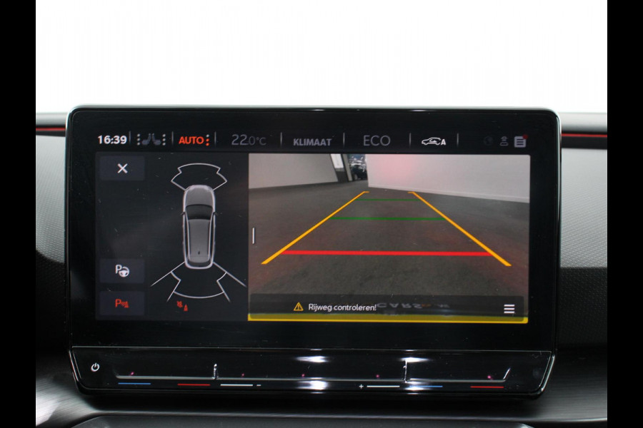 CUPRA Leon Sportstourer 1.4 e-Hybrid VZ 245 pk DSG Wegklapbare trekhaak Navigatie Apple CarPlay Android Auto Camera Parkeerhulp  Adaptive Cruise Control Dodehoekdetectie Stoel- en stuurverwarming Full Led Climate Control Lichtmetalen velgen