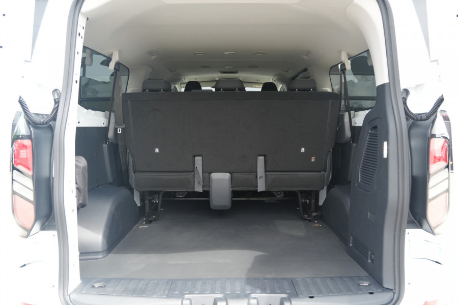 Ford Transit Custom 340 2.5 PHEV L2H1 Kombi Trend 9 zits - Navigatie - Privacy glass - Camera - Carplay - Cruise - Rijklaar