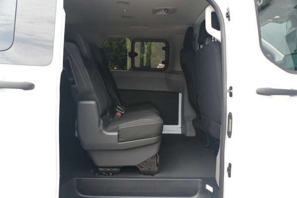 Ford Transit Custom 340 2.5 PHEV L2H1 Kombi Trend 9 zits - Navigatie - Privacy glass - Camera - Carplay - Cruise - Rijklaar