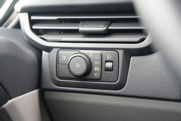 Ford Transit Custom 340 2.5 PHEV L2H1 Kombi Trend 9 zits - Navigatie - Privacy glass - Camera - Carplay - Cruise - Rijklaar
