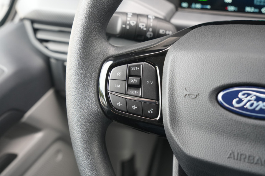 Ford Transit Custom 340 2.5 PHEV L2H1 Kombi Trend 9 zits - Navigatie - Privacy glass - Camera - Carplay - Cruise - Rijklaar