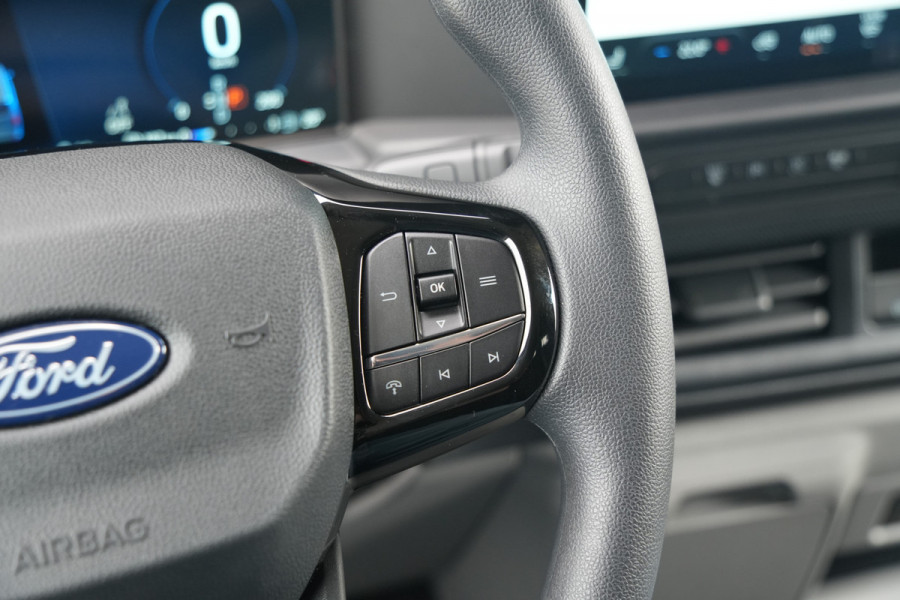 Ford Transit Custom 340 2.5 PHEV L2H1 Kombi Trend 9 zits - Navigatie - Privacy glass - Camera - Carplay - Cruise - Rijklaar
