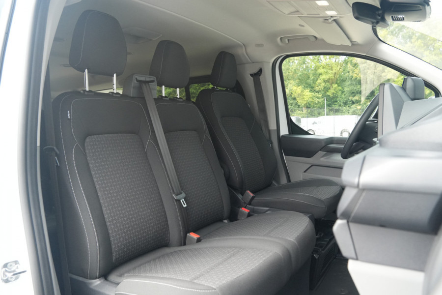 Ford Transit Custom 340 2.5 PHEV L2H1 Kombi Trend 9 zits - Navigatie - Privacy glass - Camera - Carplay - Cruise - Rijklaar