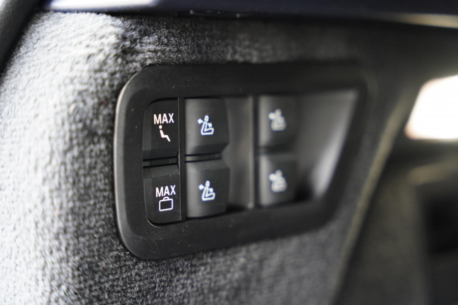 BMW X7 X-Drive 40 I / Individual / 6 Persoons / Bowers & Wilkins Diamond