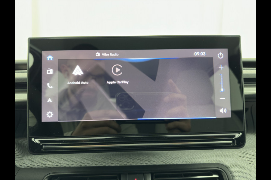Citroën ë-C3 Max 113pk 44 kWh [3-Fase-11kW ] {SoH-90%} (INCL.BTW) *FULL-LED | NAVI-FULLMAP | CAMERA | COMFORT-SEATS | PRIVACY-GLASS | CARPLAY | DAB | ECC | PDC | CRUISE | 17''ALU*