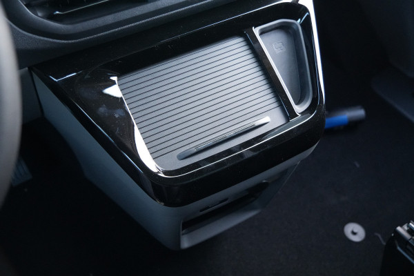 Ford Tourneo Custom 340 2.5 PHEV L2H1 Titanium X 232pk | ACC | Pano | B&O | Elek. schuifdeuren | 360 camera | Elek-Trekhaak | Prijs excl. BTW