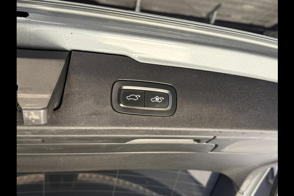 Volvo V60 2.0 B4 Business Pro | R-Design | Stoel/Stuurverwarming | Camera | Navi | Panoramadak