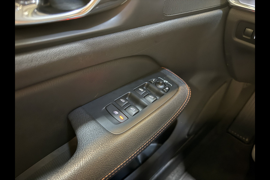 Volvo V60 2.0 B4 Business Pro | R-Design | Stoel/Stuurverwarming | Camera | Navi | Panoramadak