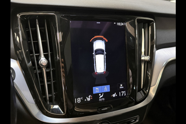 Volvo V60 2.0 B4 Business Pro | R-Design | Stoel/Stuurverwarming | Camera | Navi | Panoramadak