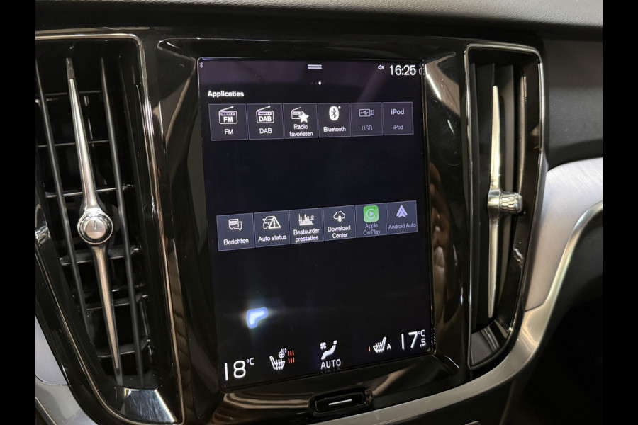 Volvo V60 2.0 B4 Business Pro | R-Design | Stoel/Stuurverwarming | Camera | Navi | Panoramadak