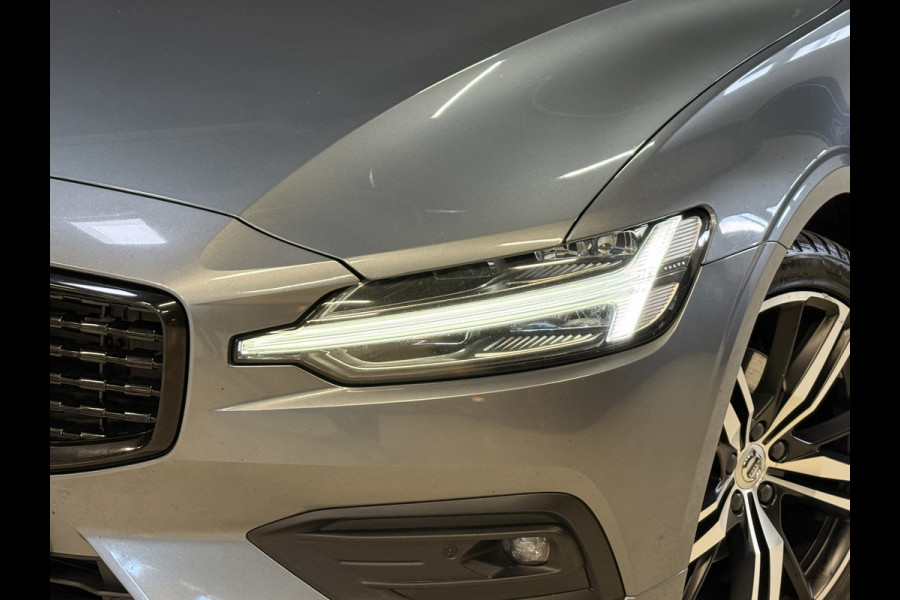 Volvo V60 2.0 B4 Business Pro | R-Design | Stoel/Stuurverwarming | Camera | Navi | Panoramadak