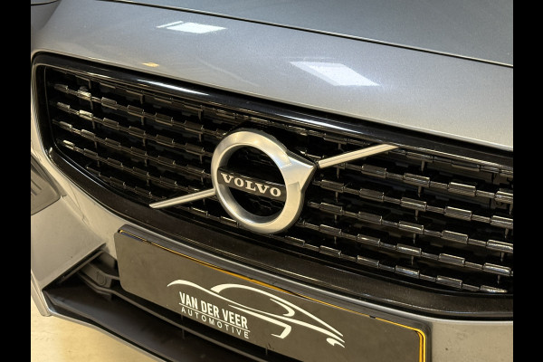 Volvo V60 2.0 B4 Business Pro | R-Design | Stoel/Stuurverwarming | Camera | Navi | Panoramadak