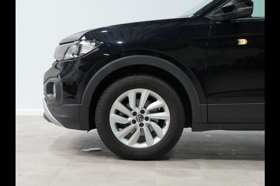 Volkswagen T-Cross 1.0 TSI 110pk Life Business | Trekhaak | Navigatie | ACC | Camera
