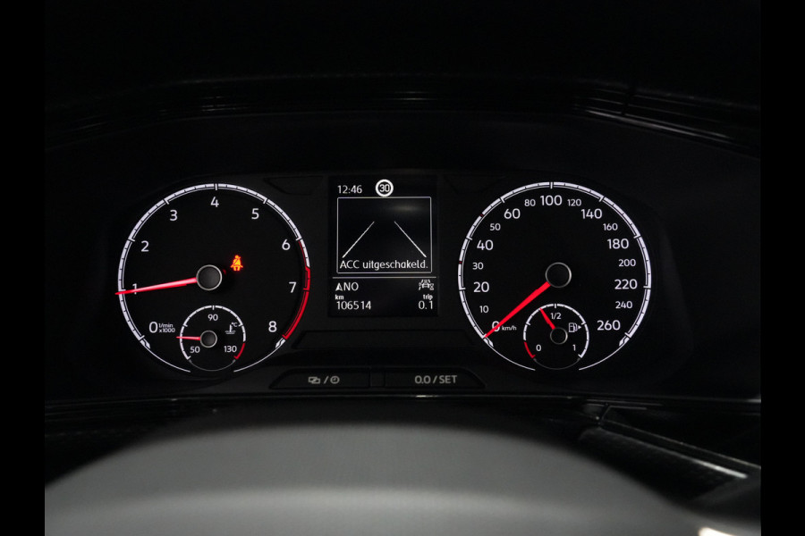 Volkswagen T-Cross 1.0 TSI 110pk Life Business | Trekhaak | Navigatie | ACC | Camera