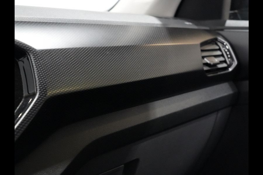 Volkswagen T-Cross 1.0 TSI 110pk Life Business | Trekhaak | Navigatie | ACC | Camera