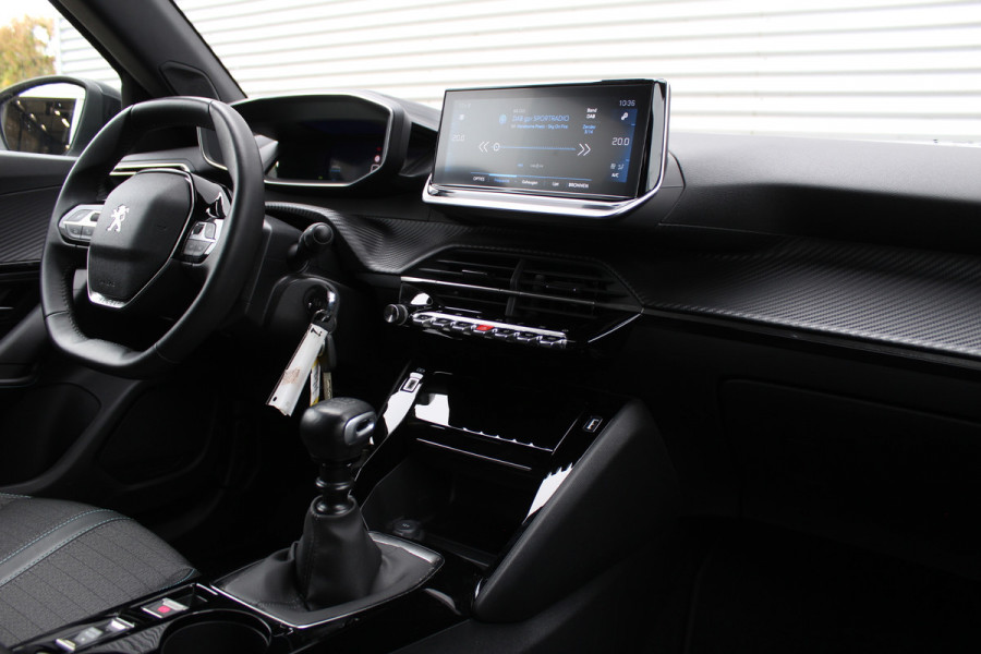 Peugeot 2008 1.2 PureTech 100PK Allure Pack | Adaptieve Cruise | Origin NL | Dealer Onderhouden | Camera