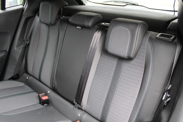 Peugeot 2008 1.2 PureTech 100PK Allure Pack | Adaptieve Cruise | Origin NL | Dealer Onderhouden | Camera