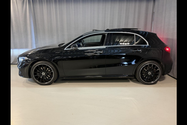 Mercedes-Benz A-Klasse 250 e AMG Line 18"/SOH 93%/Panoramadak/Head-up/Memory l+r/Stoel + stuurverwarming/Matrix LED/360 camera/Keyless/Dodehoek/Apple Carplay & Android Auto