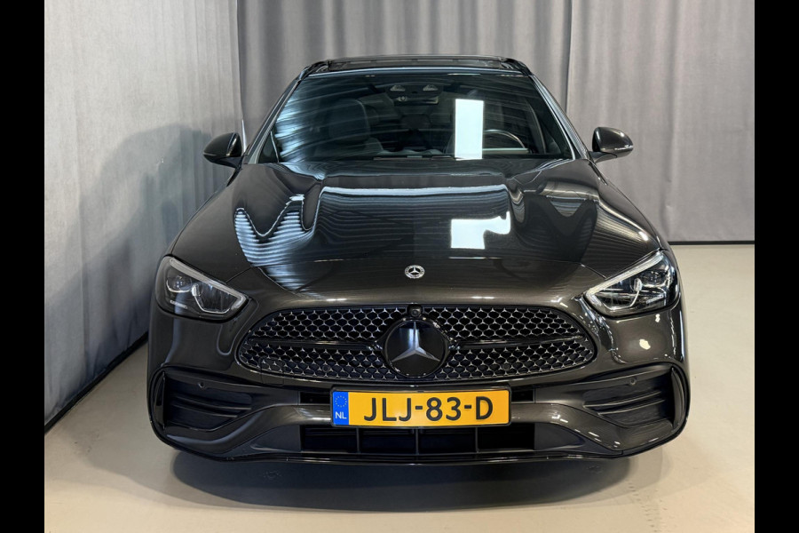 Mercedes-Benz C-Klasse Estate 300 e AMG Line 18"/SOH 97%/Panoramadak/Trekhaak/LED/Stoelverwarming/Sfeerverlichting/Elektrische klep/Apple Carplay & Android Auto