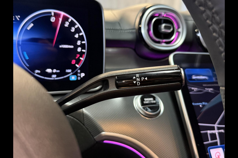 Mercedes-Benz C-Klasse Estate 300 e AMG Line 18"/SOH 97%/Panoramadak/Trekhaak/LED/Stoelverwarming/Sfeerverlichting/Elektrische klep/Apple Carplay & Android Auto