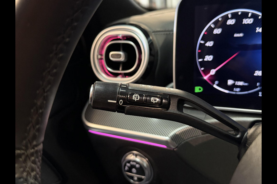 Mercedes-Benz C-Klasse Estate 300 e AMG Line 18"/SOH 97%/Panoramadak/Trekhaak/LED/Stoelverwarming/Sfeerverlichting/Elektrische klep/Apple Carplay & Android Auto