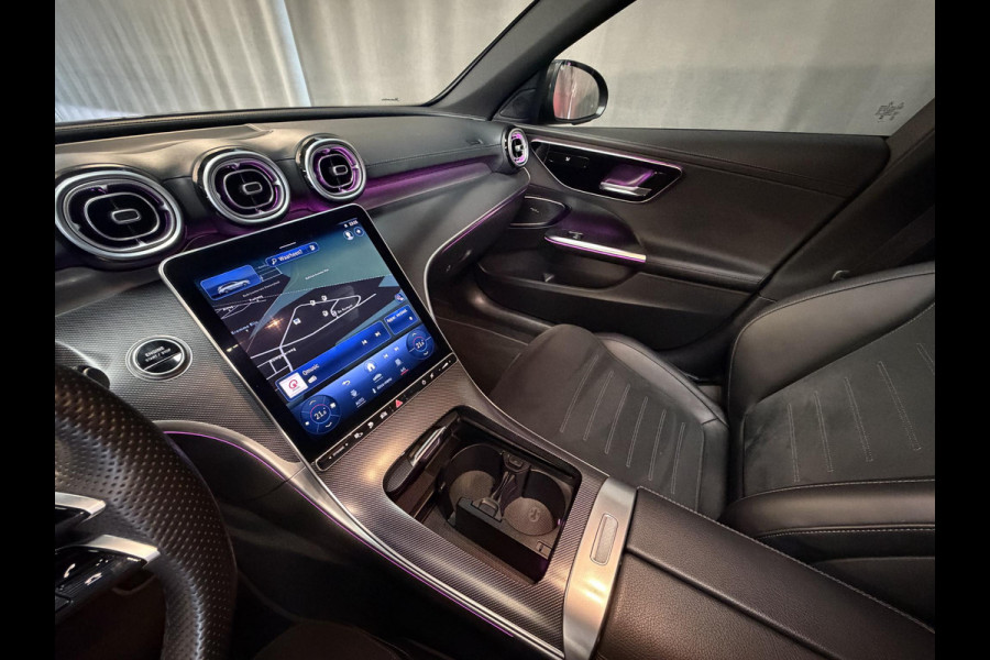 Mercedes-Benz C-Klasse Estate 300 e AMG Line 18"/SOH 97%/Panoramadak/Trekhaak/LED/Stoelverwarming/Sfeerverlichting/Elektrische klep/Apple Carplay & Android Auto