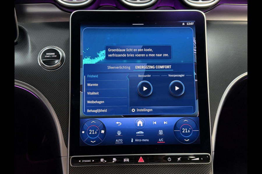 Mercedes-Benz C-Klasse Estate 300 e AMG Line 18"/SOH 97%/Panoramadak/Trekhaak/LED/Stoelverwarming/Sfeerverlichting/Elektrische klep/Apple Carplay & Android Auto