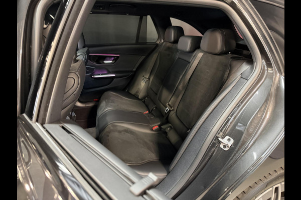 Mercedes-Benz C-Klasse Estate 300 e AMG Line 18"/SOH 97%/Panoramadak/Trekhaak/LED/Stoelverwarming/Sfeerverlichting/Elektrische klep/Apple Carplay & Android Auto