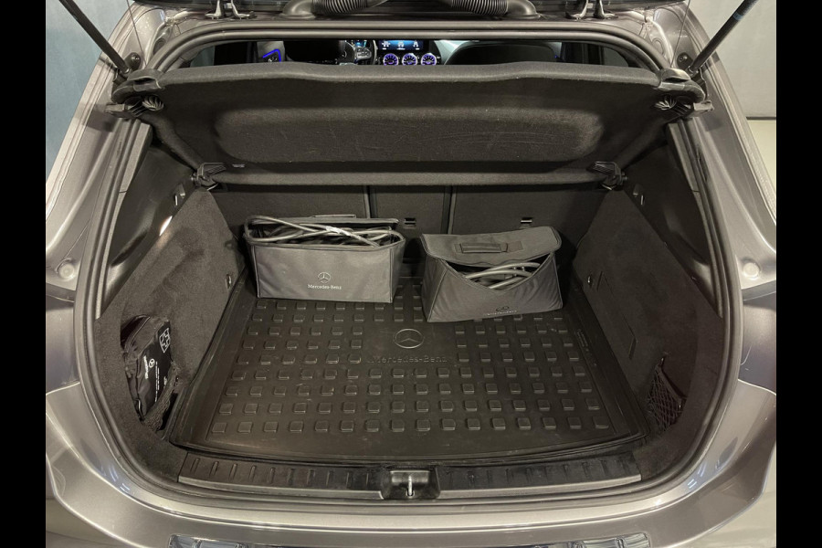 Mercedes-Benz GLA 250 e AMG Line 20"/SOH 89%/Panoramadak/Memory stoel l+r/Matrix LED/Keyless/Sfeerverlichting/Stoelverwarming/Camera/