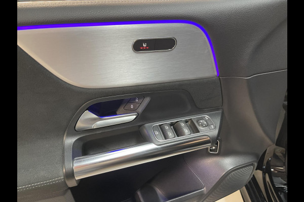Mercedes-Benz B-Klasse 250 e Business Solution AMG Limited Night Pakket 18''/SOH 96%/Sfeerverlichting/DAB/PDC v+a/Stoelverwarming/Climate/Apple Carplay & Android Auto