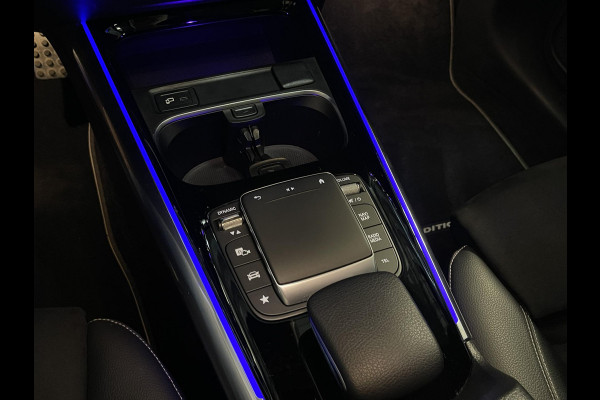Mercedes-Benz B-Klasse 250 e Business Solution AMG Limited Night Pakket 18''/SOH 96%/Sfeerverlichting/DAB/PDC v+a/Stoelverwarming/Climate/Apple Carplay & Android Auto