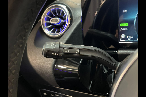 Mercedes-Benz B-Klasse 250 e Business Solution AMG Limited Night Pakket 18''/SOH 96%/Sfeerverlichting/DAB/PDC v+a/Stoelverwarming/Climate/Apple Carplay & Android Auto