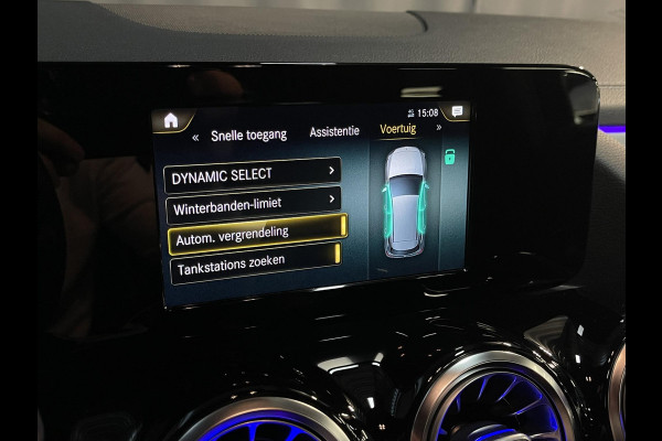 Mercedes-Benz B-Klasse 250 e Business Solution AMG Limited Night Pakket 18''/SOH 96%/Sfeerverlichting/DAB/PDC v+a/Stoelverwarming/Climate/Apple Carplay & Android Auto