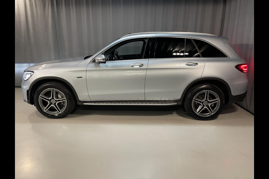 Mercedes-Benz GLC 300e 4MATIC AMG Line 19"/SOH 94%/Panoramadak/Dodehoek/Adaptieve cruise/Keyless/Burmester/Matrix LED/Apple Carplay & Android Auto/Stoelverwarming/Elektrische klep