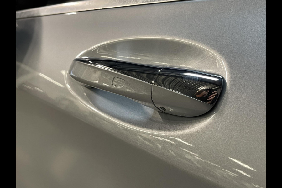 Mercedes-Benz GLC 300e 4MATIC AMG Line 19"/SOH 94%/Panoramadak/Dodehoek/Adaptieve cruise/Keyless/Burmester/Matrix LED/Apple Carplay & Android Auto/Stoelverwarming/Elektrische klep