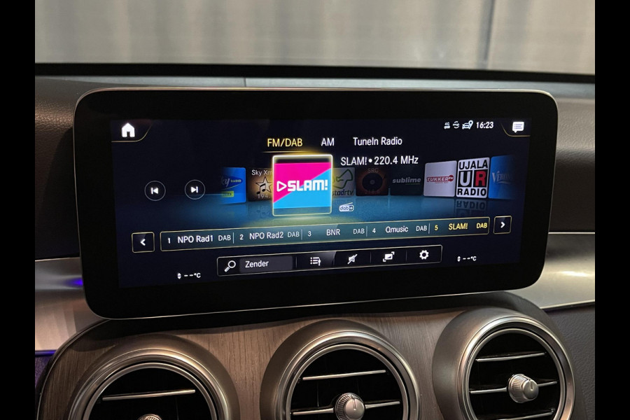 Mercedes-Benz GLC 300e 4MATIC AMG Line 19"/SOH 94%/Panoramadak/Dodehoek/Adaptieve cruise/Keyless/Burmester/Matrix LED/Apple Carplay & Android Auto/Stoelverwarming/Elektrische klep
